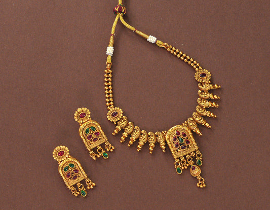 Temple Arch Kundan Necklace Set