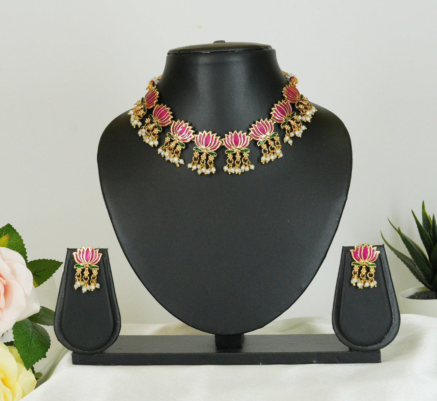 Padmika Lotus Choker Set
