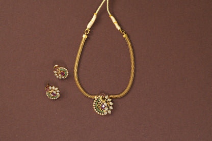 Peacock Glow AD Necklace Set