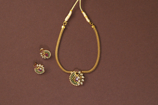Peacock Glow AD Necklace Set