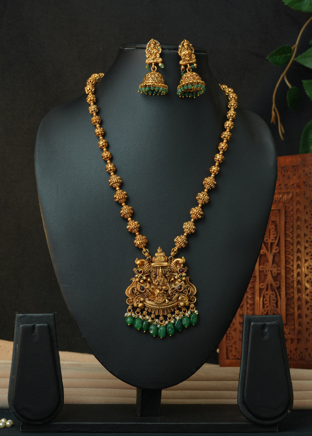 Goddess Lakshmi matte Pendent Set with pair of Earrings