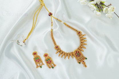 Temple Arch Kundan Necklace Set