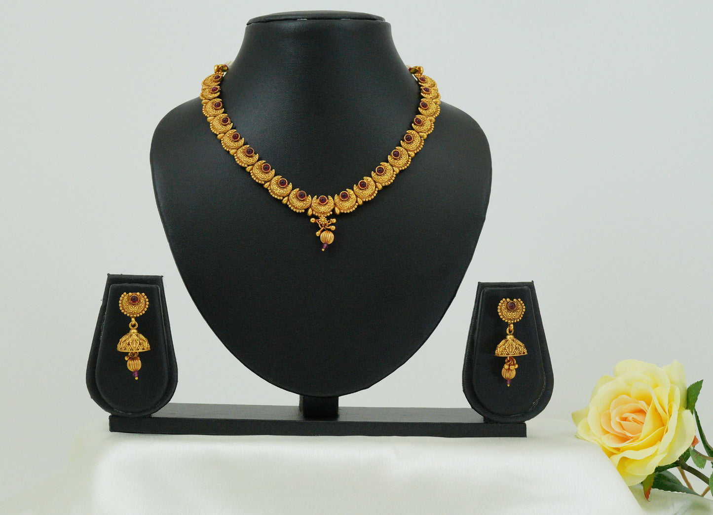 Chandrakor Necklace