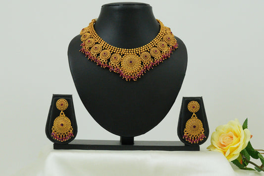 Necklace set with Earrings