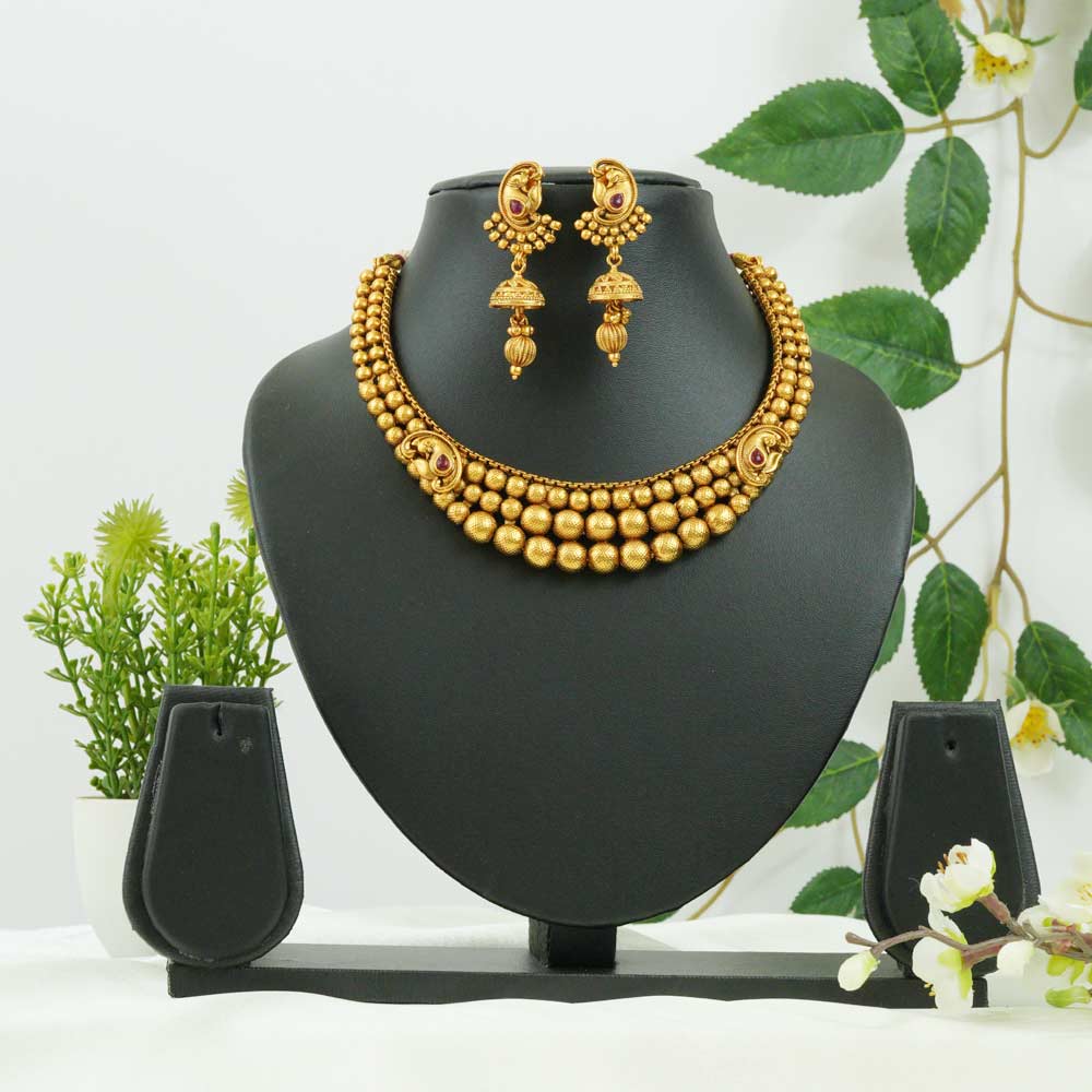 Manikya Mala Necklace Set
